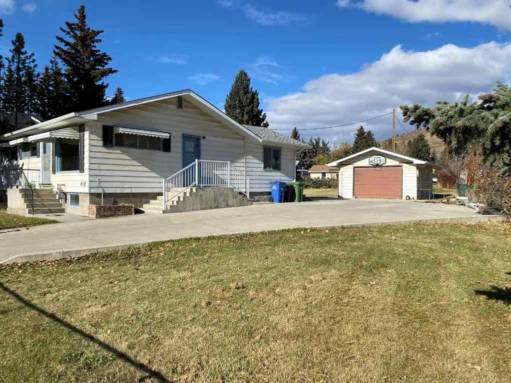 MLS® A2265474 - 408 First Street E in East End Cochrane, Residential
