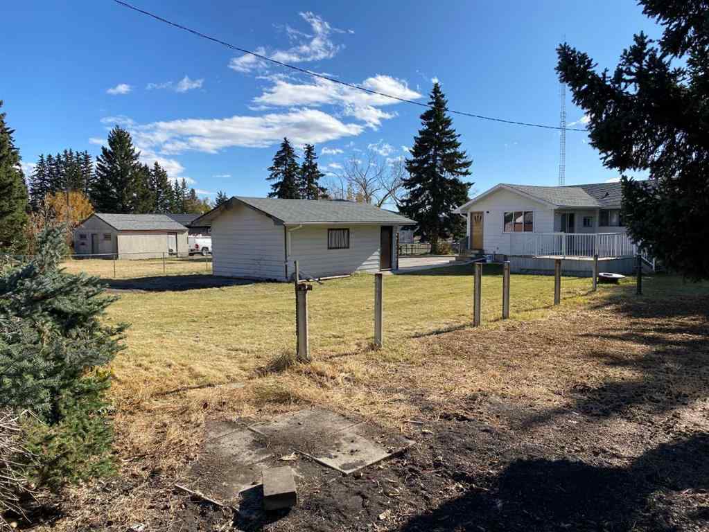 MLS® A2265474 - 408 First Street E in East End Cochrane, Residential