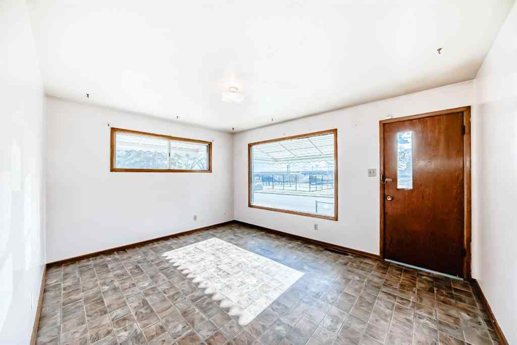 MLS® A2265474 - 408 First Street E in East End Cochrane, Residential