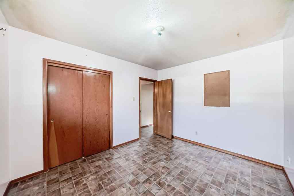 MLS® A2265474 - 408 First Street E in East End Cochrane, Residential