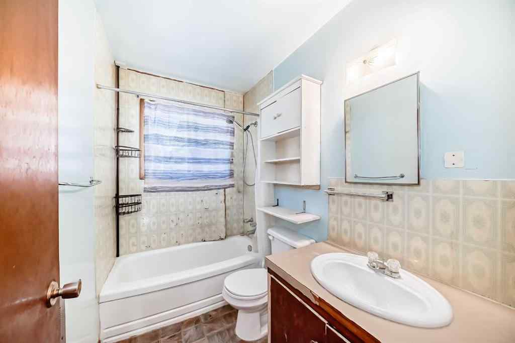 MLS® A2265474 - 408 First Street E in East End Cochrane, Residential