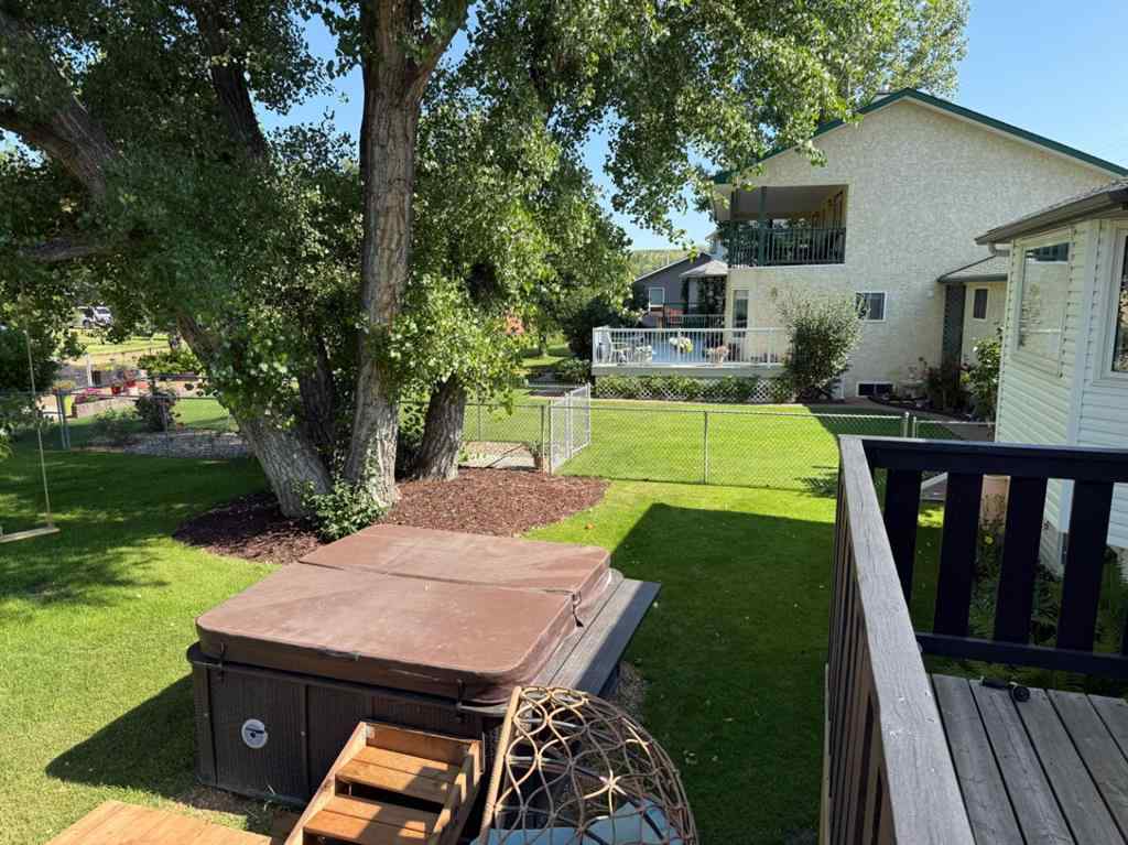 MLS® A2265477 - 92 Beech Street   in North Drumheller Drumheller, Residential