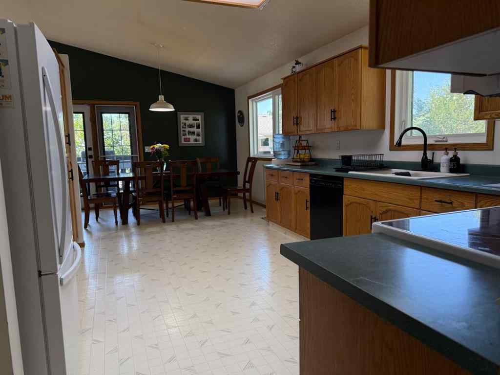 MLS® A2265477 - 92 Beech Street   in North Drumheller Drumheller, Residential