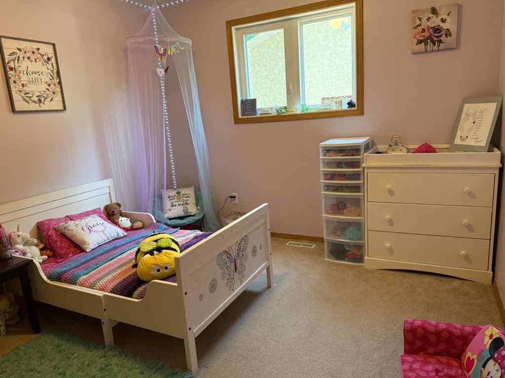 MLS® A2265477 - 92 Beech Street   in North Drumheller Drumheller, Residential