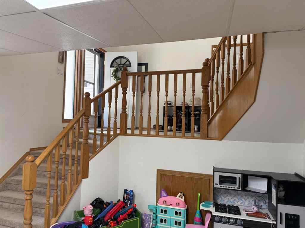 MLS® A2265477 - 92 Beech Street   in North Drumheller Drumheller, Residential