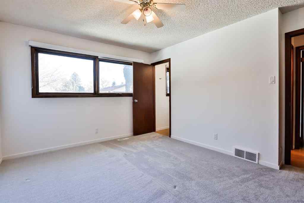 MLS® A2265479 - 204 Corvette Crescent S in Glendale Lethbridge, Residential