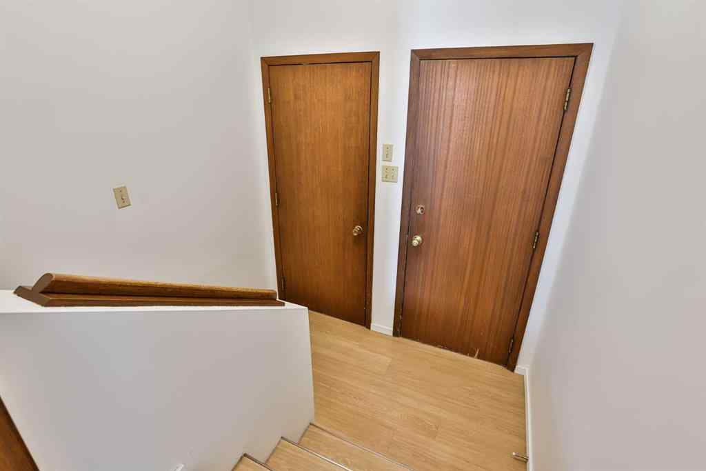 MLS® A2265479 - 204 Corvette Crescent S in Glendale Lethbridge, Residential