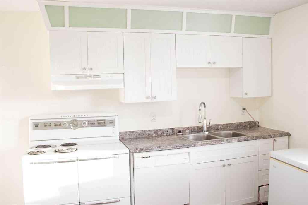 MLS® A2265481 - 9804 108 Avenue  in VLA Montrose Grande Prairie, Residential