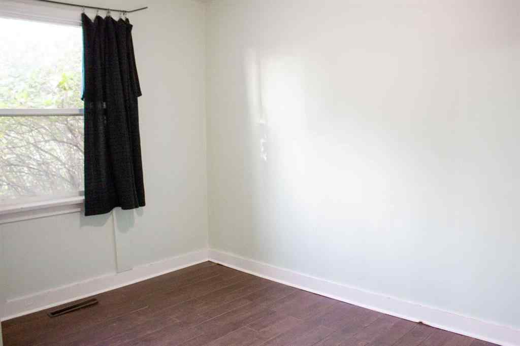 MLS® A2265481 - 9804 108 Avenue  in VLA Montrose Grande Prairie, Residential