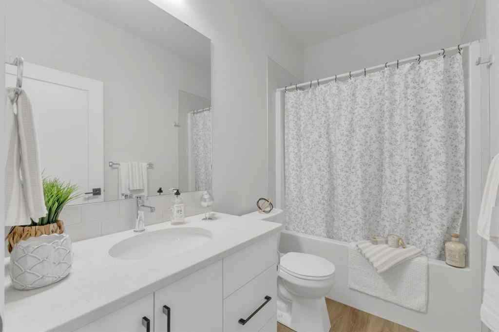 MLS® A2265482 - 15 Rosse Place  in Ryders Ridge Sylvan Lake, Residential