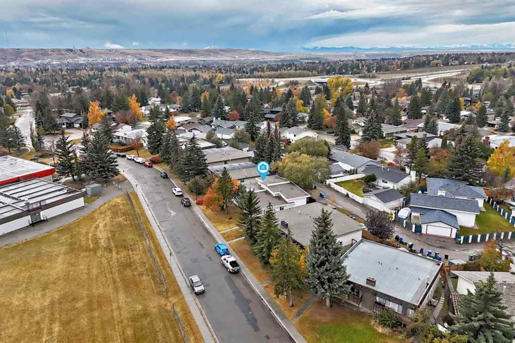 MLS® A2265483 - 6525 & 6527 58 Street NW in Dalhousie Calgary, Multi-Family