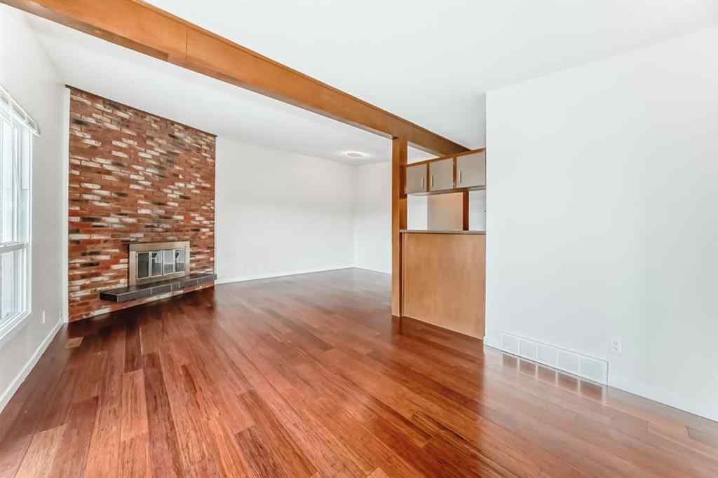 MLS® A2265483 - 6525 & 6527 58 Street NW in Dalhousie Calgary, Multi-Family