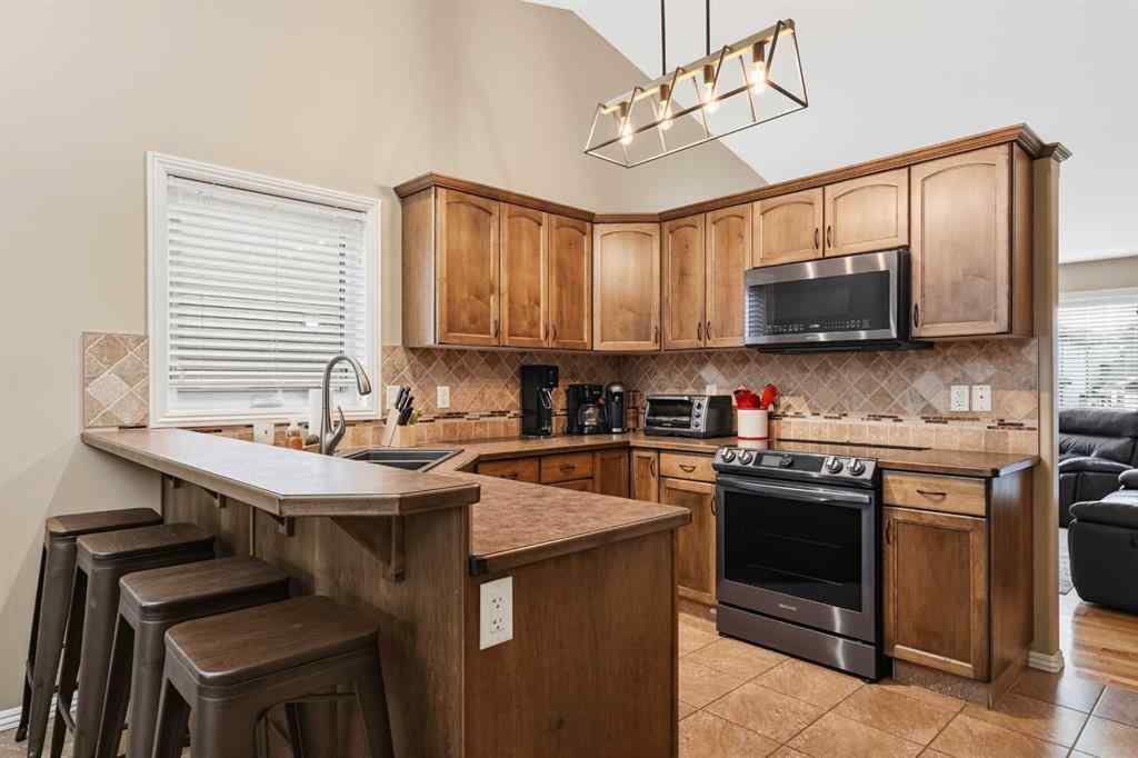 MLS® A2265485 - 98 Stephenson Crescent  in Sunnybrook South Red Deer, Residential