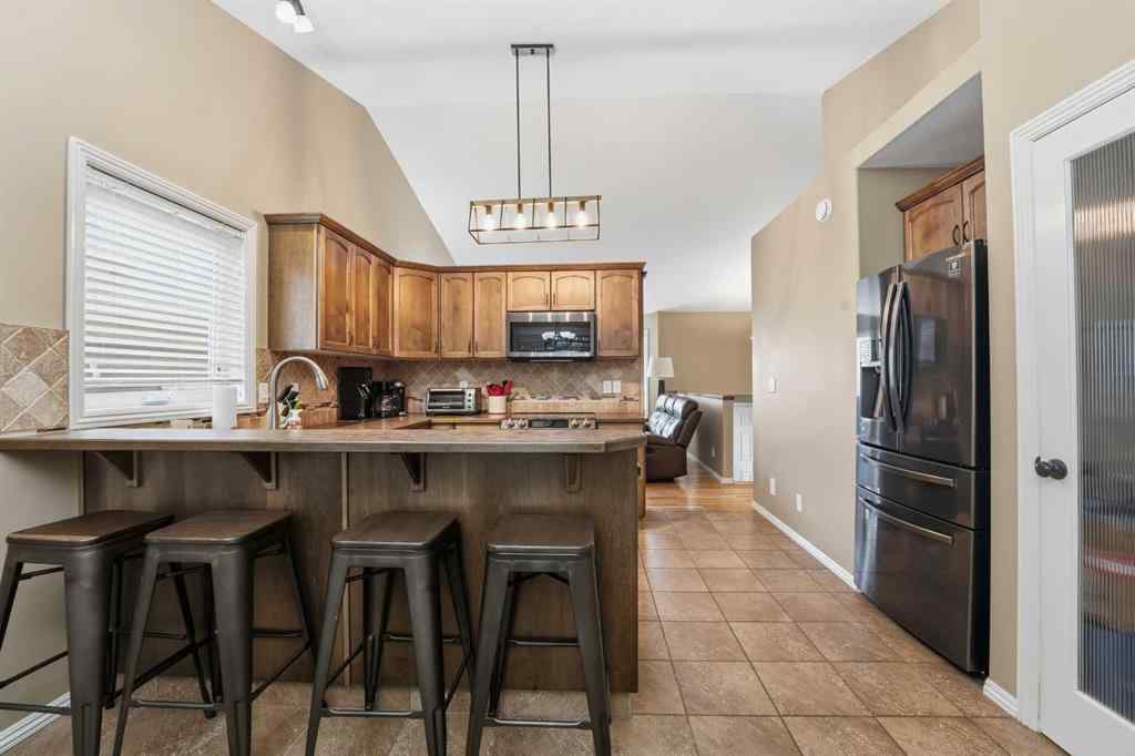MLS® A2265485 - 98 Stephenson Crescent  in Sunnybrook South Red Deer, Residential