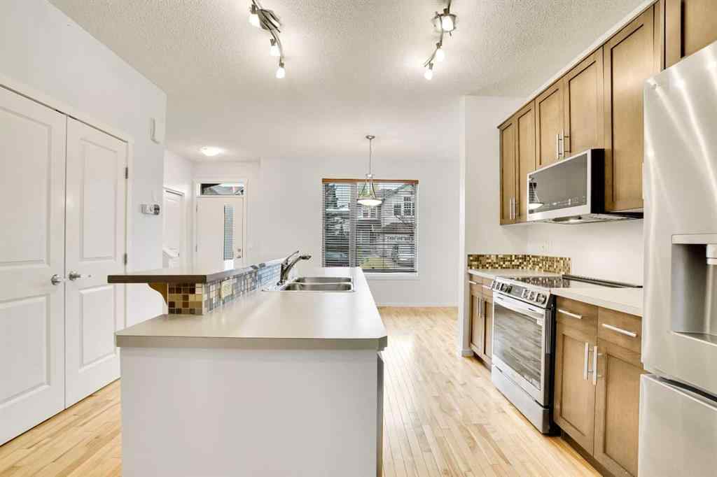 MLS® A2265489 - 175 Chapalina Square SE in Chaparral Calgary, Residential