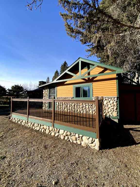 MLS® A2265490 - Unit #4 4354 Highway 27   in NONE Rural Mountain View County, Residential
