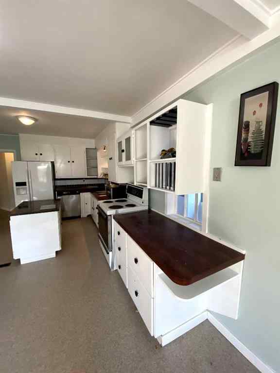 MLS® A2265490 - Unit #4 4354 Highway 27   in NONE Rural Mountain View County, Residential