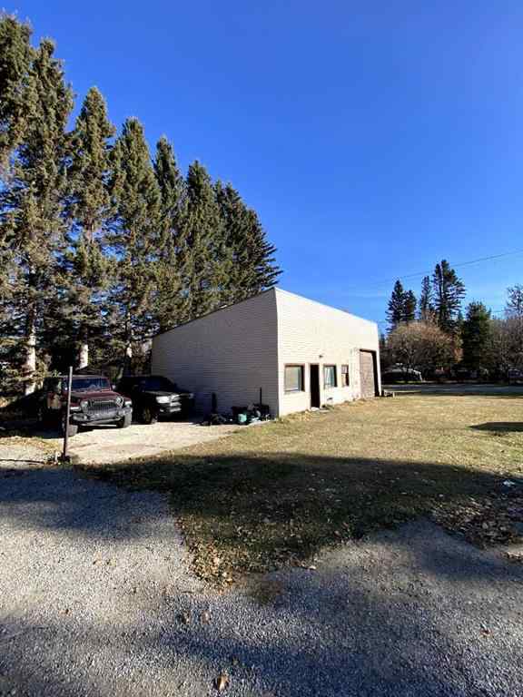 MLS® A2265490 - Unit #4 4354 Highway 27   in NONE Rural Mountain View County, Residential