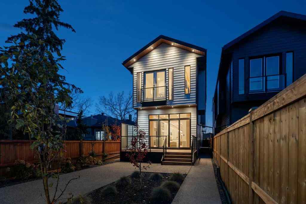 MLS® A2265499 - 1330 8 Avenue SE in Inglewood Calgary, Residential