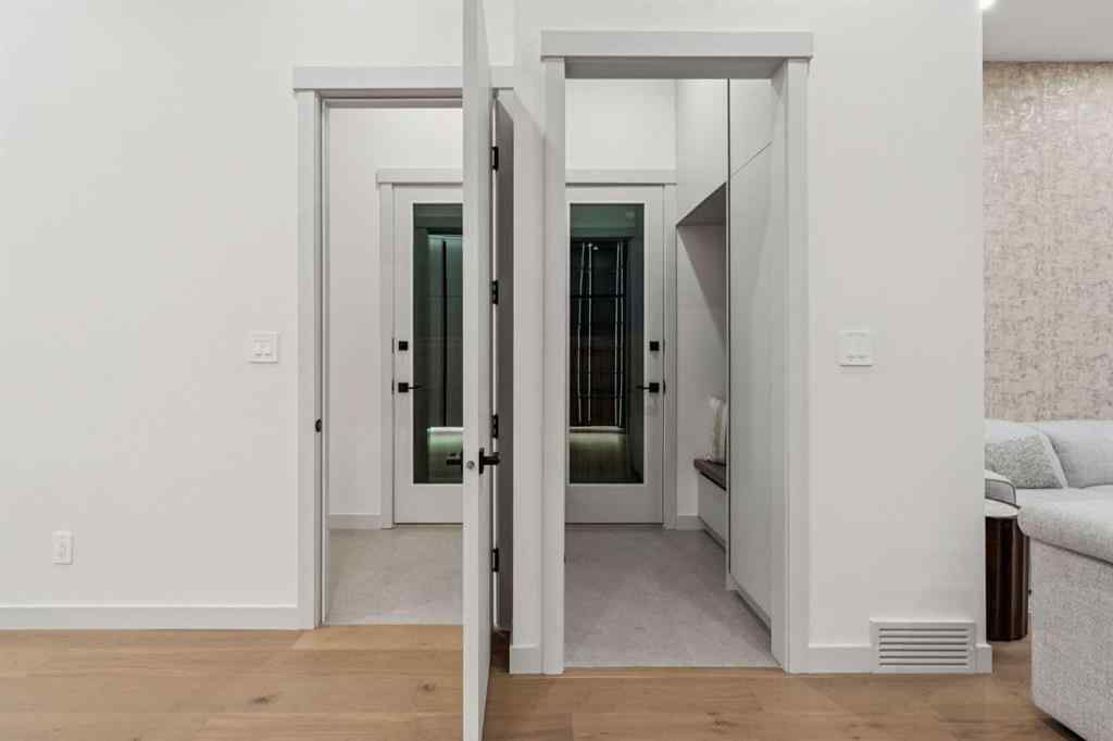 MLS® A2265499 - 1330 8 Avenue SE in Inglewood Calgary, Residential