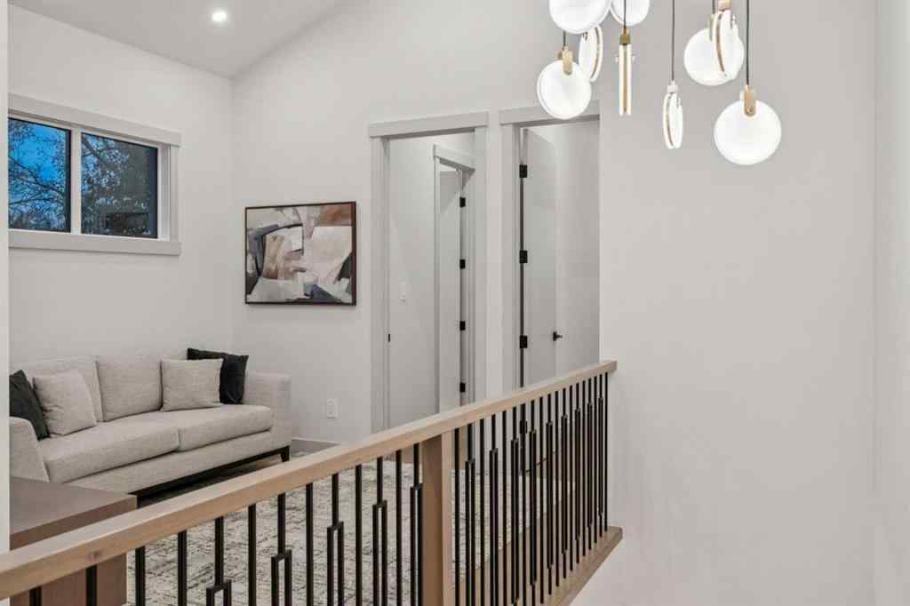 MLS® A2265499 - 1330 8 Avenue SE in Inglewood Calgary, Residential