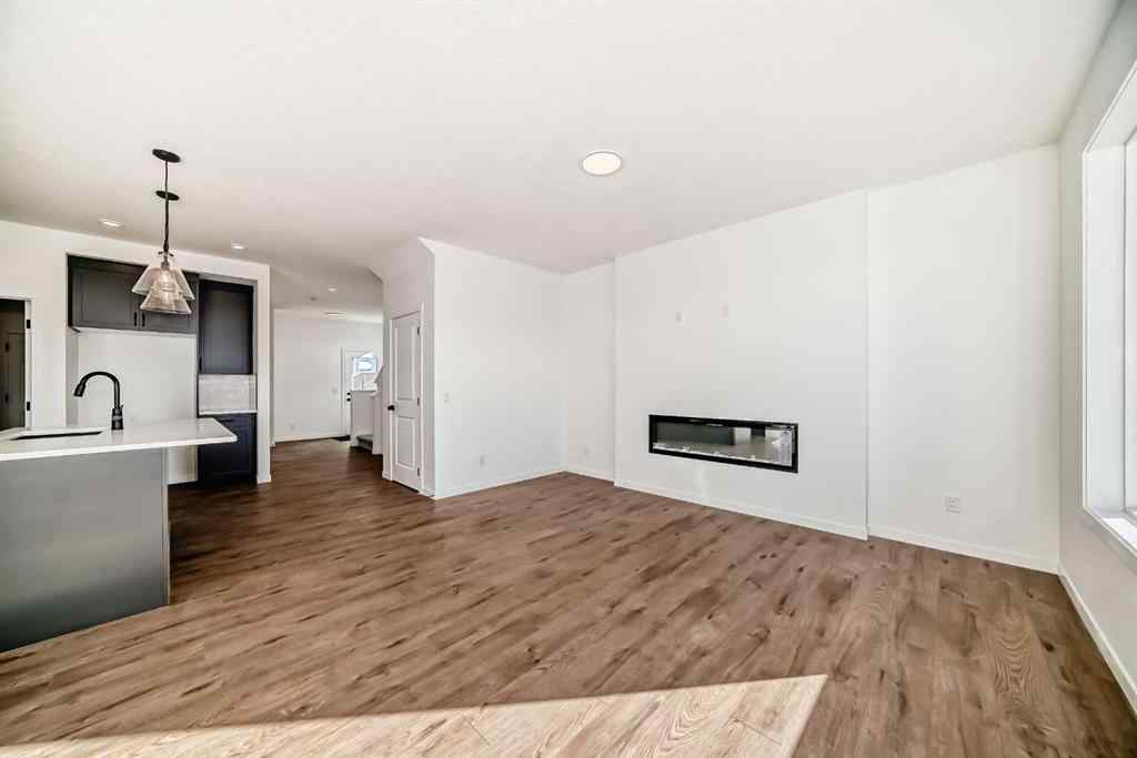 MLS® A2265504 - 40 Southborough Common  in Southbow Landing Cochrane, Residential