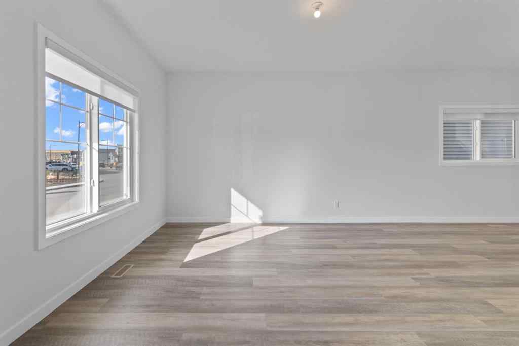 MLS® A2265507 - 994 Chinook Winds Meadow SW in Chinook Gate Airdrie, Residential