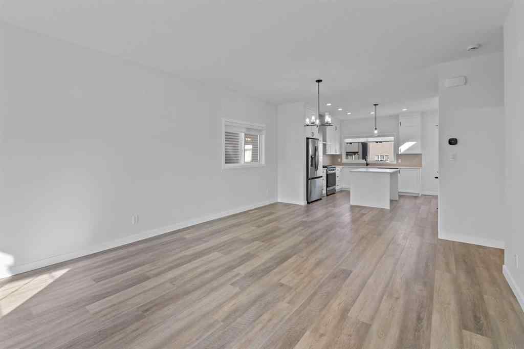 MLS® A2265507 - 994 Chinook Winds Meadow SW in Chinook Gate Airdrie, Residential