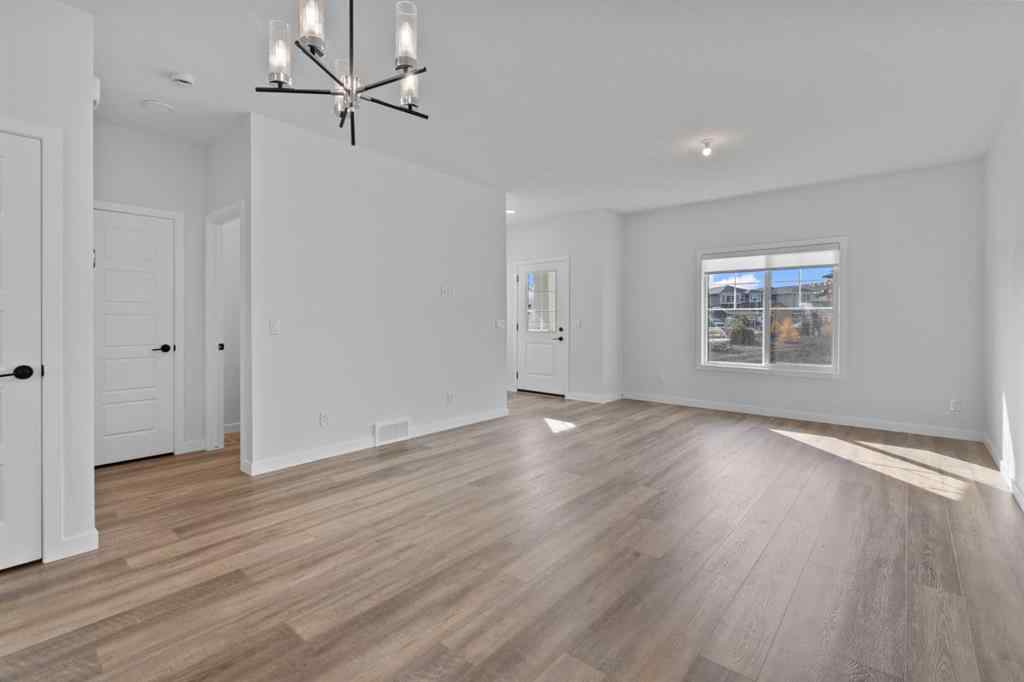 MLS® A2265507 - 994 Chinook Winds Meadow SW in Chinook Gate Airdrie, Residential