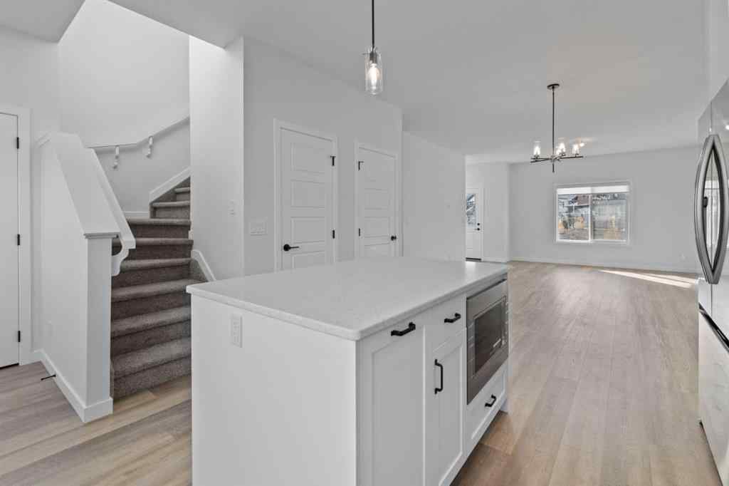 MLS® A2265507 - 994 Chinook Winds Meadow SW in Chinook Gate Airdrie, Residential