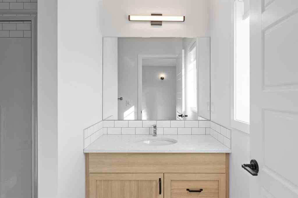 MLS® A2265507 - 994 Chinook Winds Meadow SW in Chinook Gate Airdrie, Residential