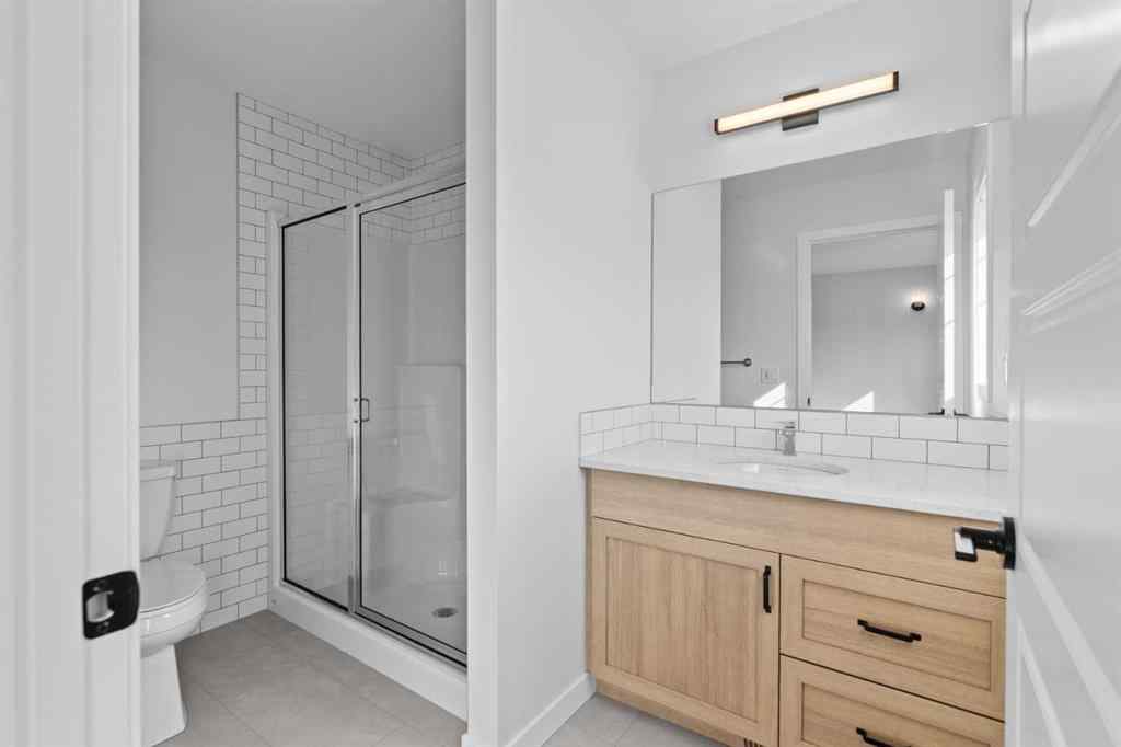 MLS® A2265507 - 994 Chinook Winds Meadow SW in Chinook Gate Airdrie, Residential