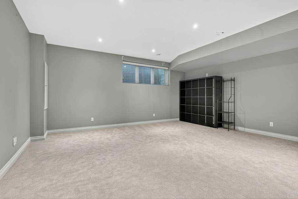 MLS® A2265510 - 513 31 Street NW in Parkdale Calgary, Residential