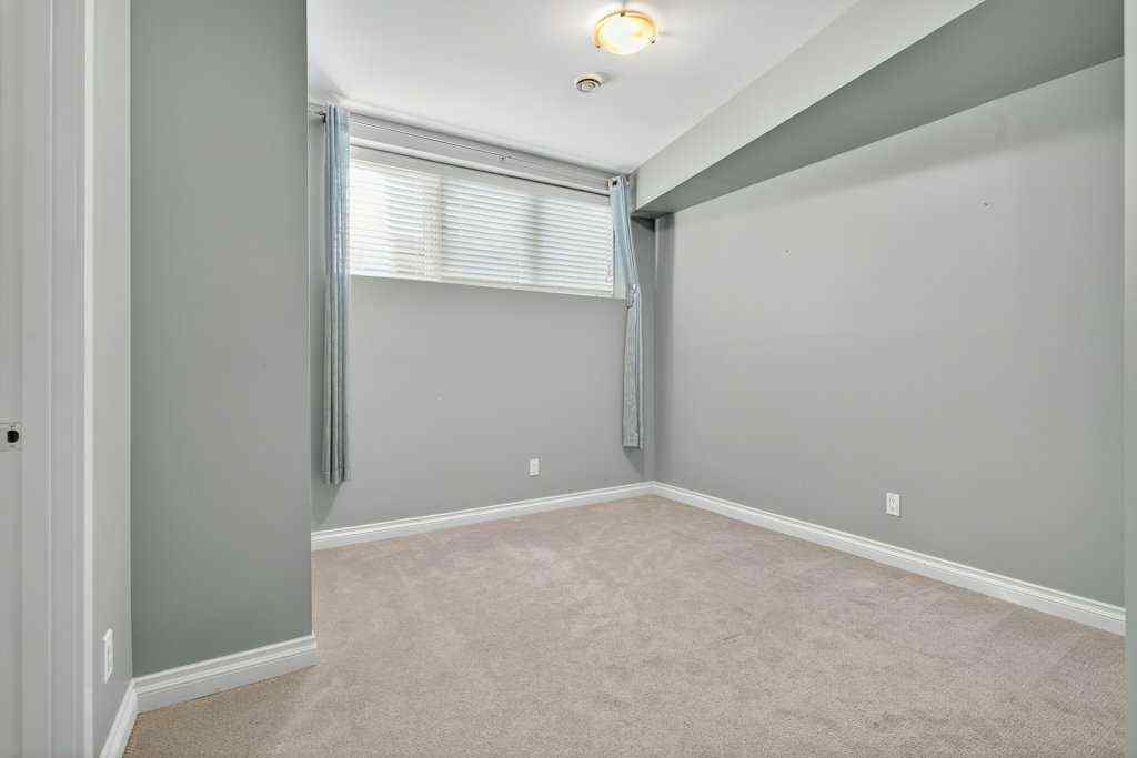 MLS® A2265510 - 513 31 Street NW in Parkdale Calgary, Residential