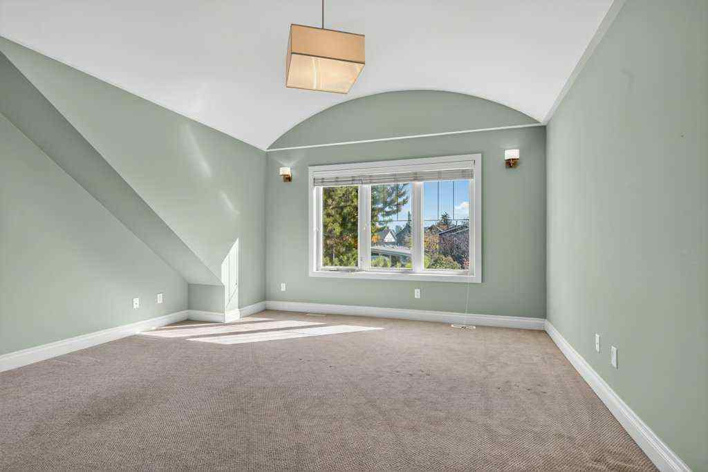 MLS® A2265510 - 513 31 Street NW in Parkdale Calgary, Residential