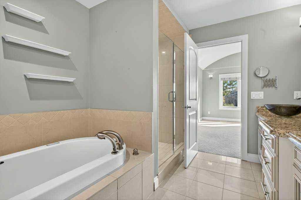 MLS® A2265510 - 513 31 Street NW in Parkdale Calgary, Residential