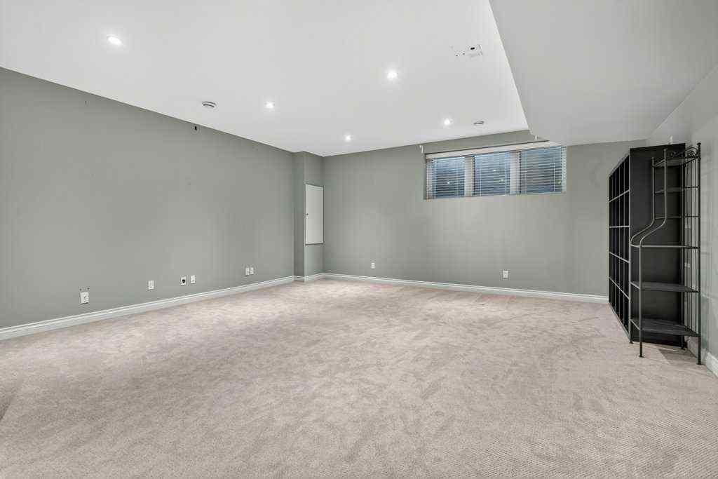 MLS® A2265510 - 513 31 Street NW in Parkdale Calgary, Residential