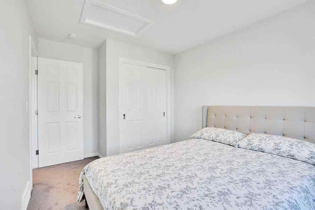 MLS® A2265513 - 285 Yorkville Boulevard SW in Yorkville Calgary, Residential