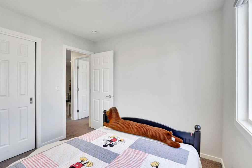 MLS® A2265513 - 285 Yorkville Boulevard SW in Yorkville Calgary, Residential