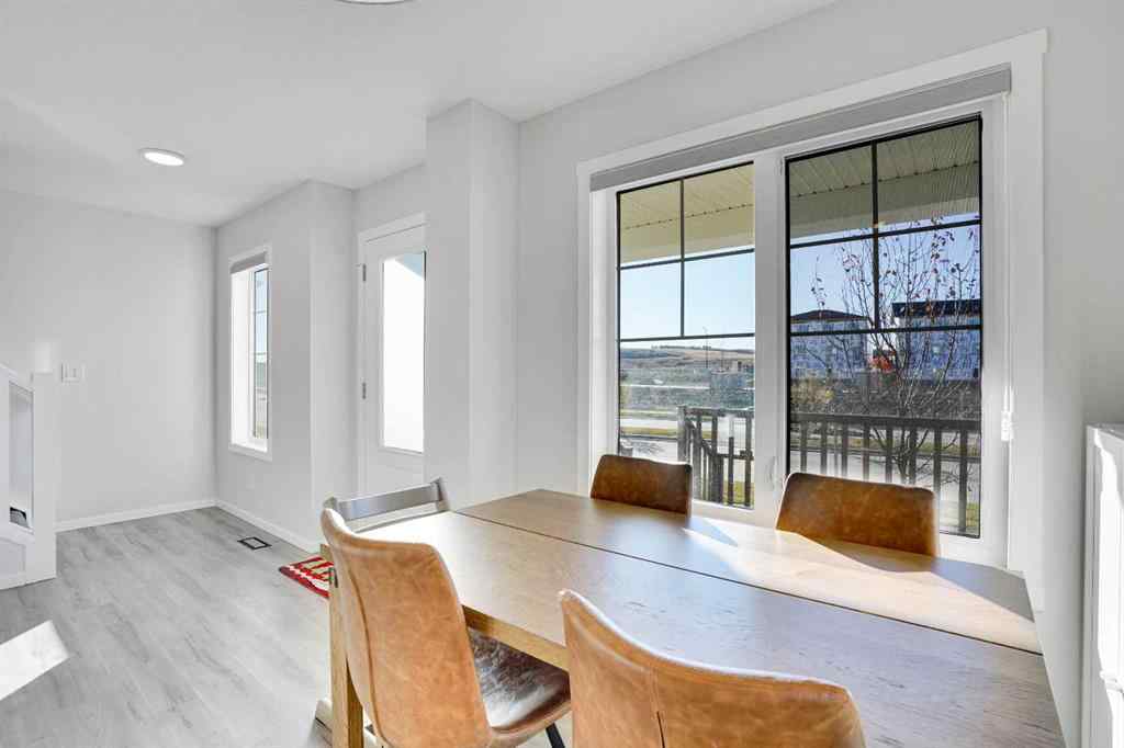 MLS® A2265513 - 285 Yorkville Boulevard SW in Yorkville Calgary, Residential