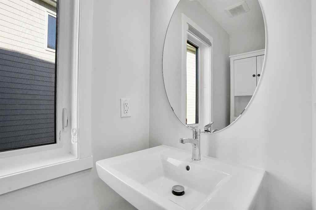 MLS® A2265513 - 285 Yorkville Boulevard SW in Yorkville Calgary, Residential