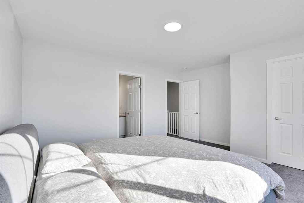 MLS® A2265513 - 285 Yorkville Boulevard SW in Yorkville Calgary, Residential