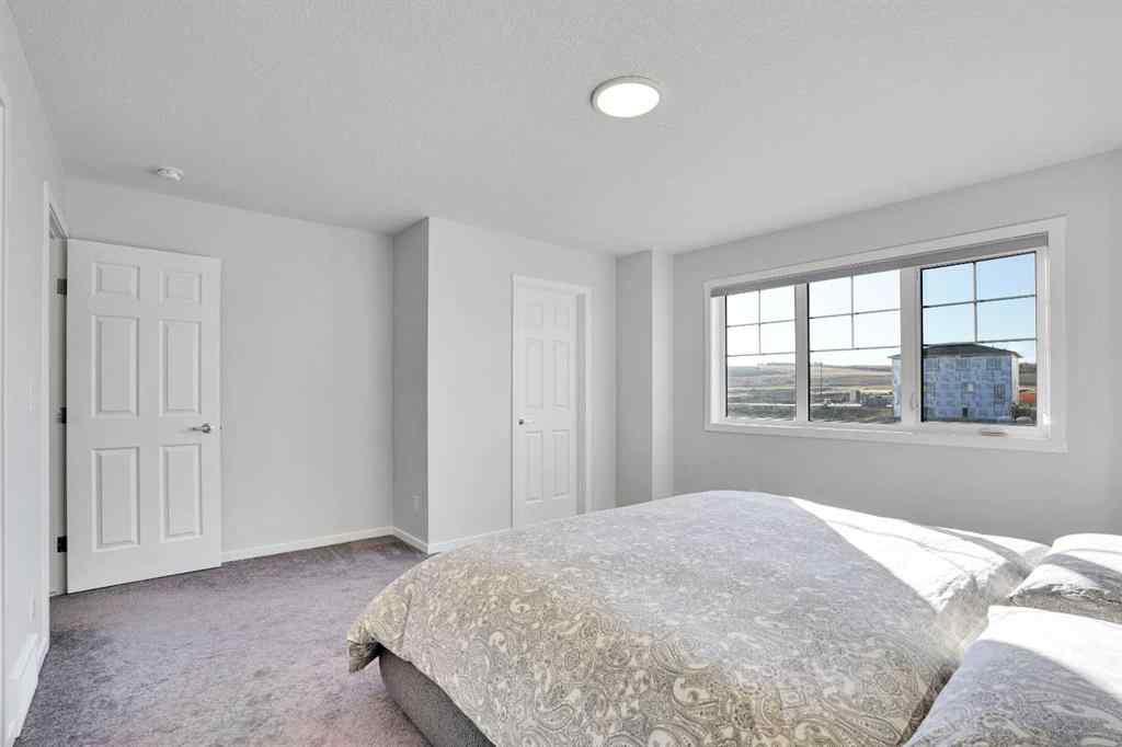 MLS® A2265513 - 285 Yorkville Boulevard SW in Yorkville Calgary, Residential