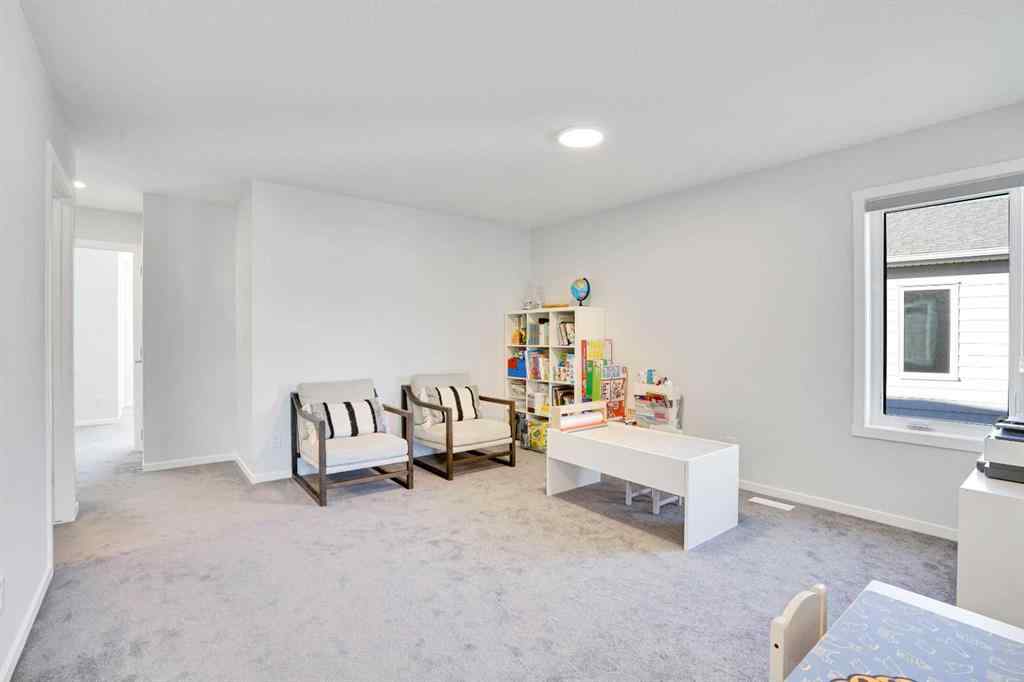 MLS® A2265513 - 285 Yorkville Boulevard SW in Yorkville Calgary, Residential