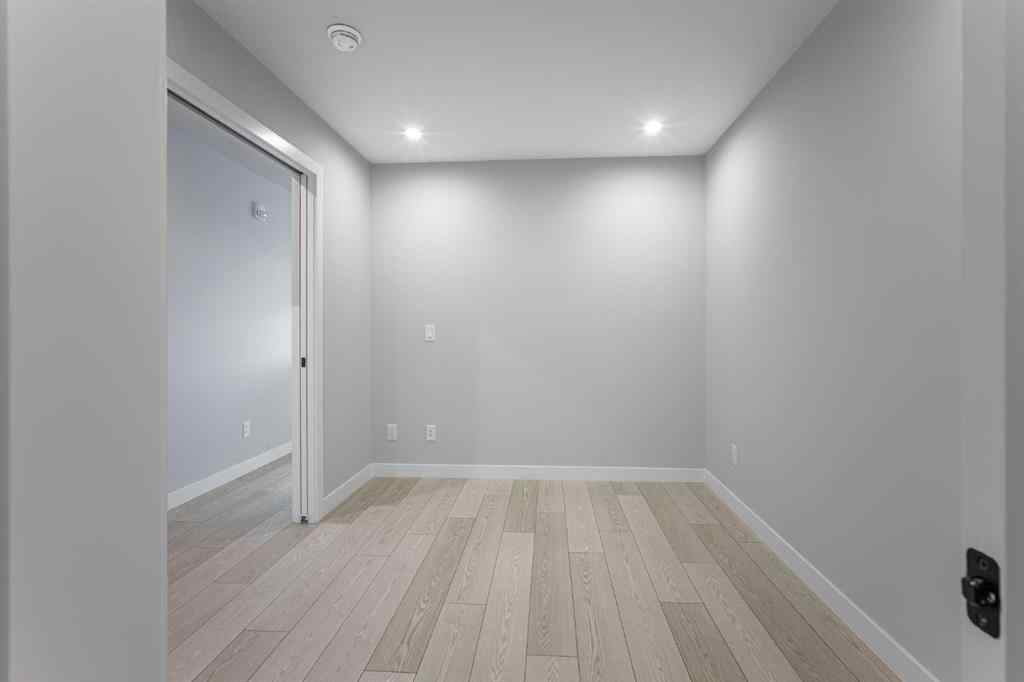 MLS® A2265516 - Unit #308 110 18A Street NW in West Hillhurst Calgary, Residential