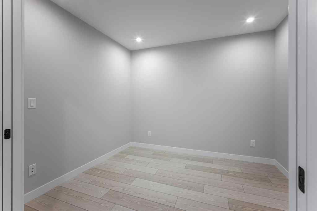 MLS® A2265516 - Unit #308 110 18A Street NW in West Hillhurst Calgary, Residential