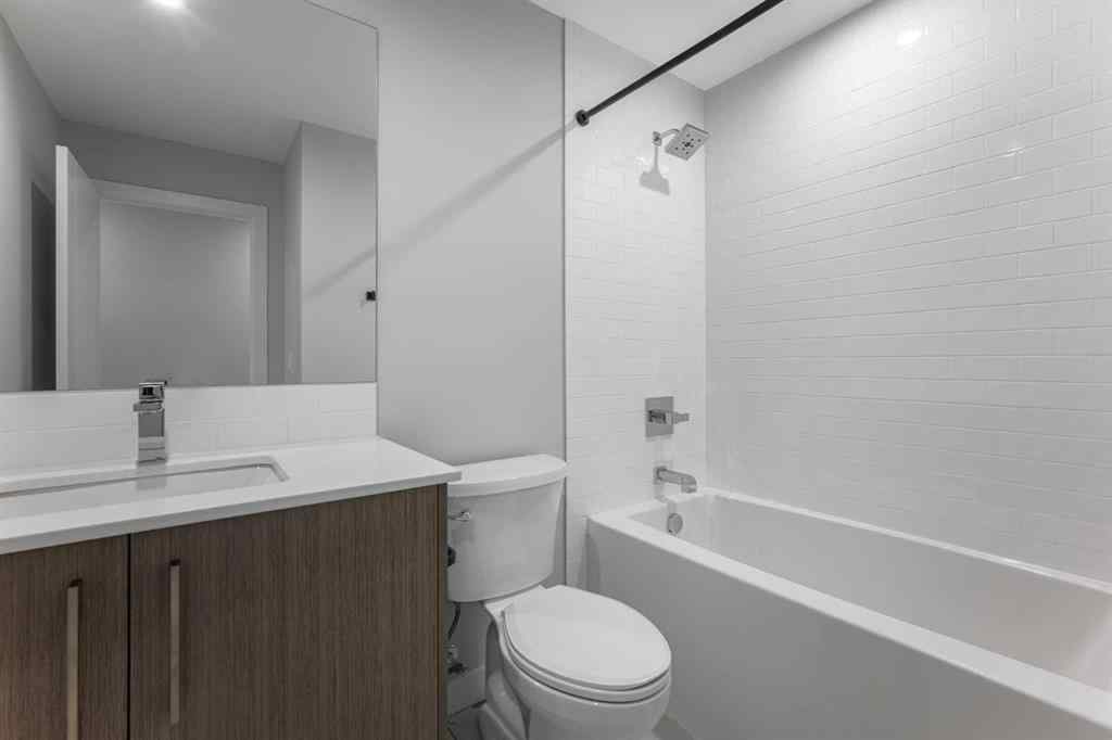 MLS® A2265516 - Unit #308 110 18A Street NW in West Hillhurst Calgary, Residential