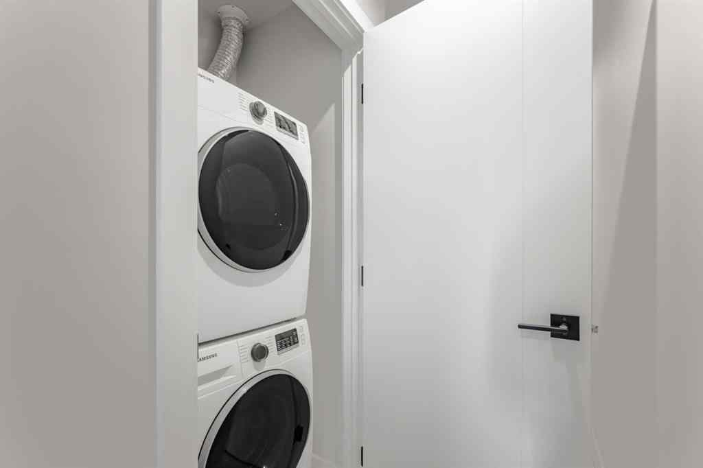 MLS® A2265516 - Unit #308 110 18A Street NW in West Hillhurst Calgary, Residential