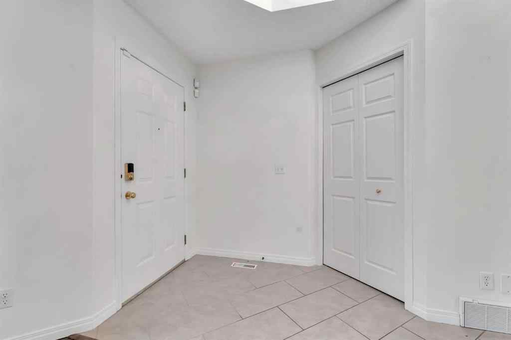 MLS® A2265519 - 338 Panamount Drive NW in Panorama Hills Calgary, Residential