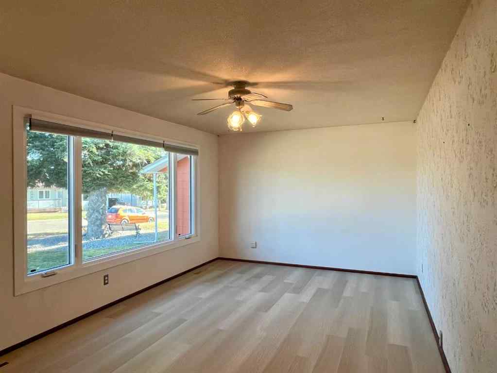 MLS® A2265520 - 342 Canyon Crescent  in NONE Pincher Creek, Residential